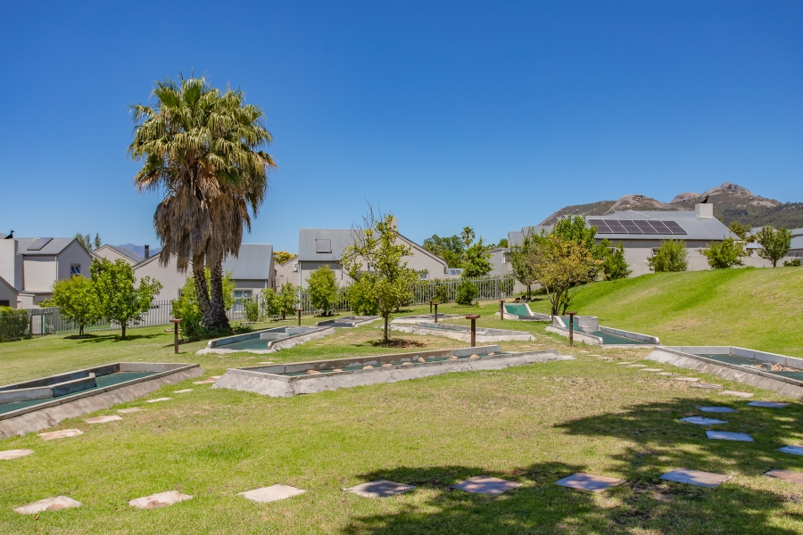 1 Bedroom Property for Sale in Honeydew Country Estate Western Cape